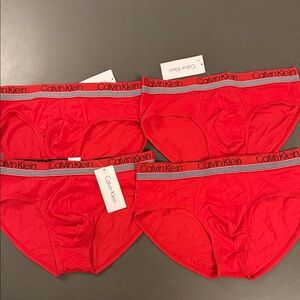 New Calvin Klein Cotton Low Rise Brief. 4 pack in red